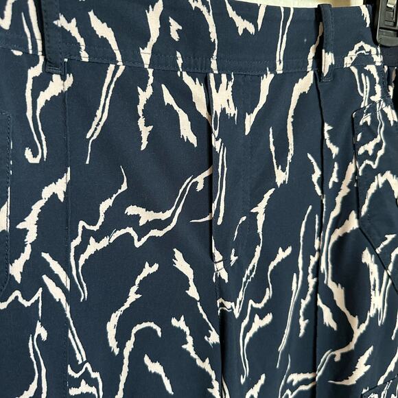 Athleta | Size 2 Tall Vienna Cargo Pant Lightweight Elastic Band - Picture 4 of 15